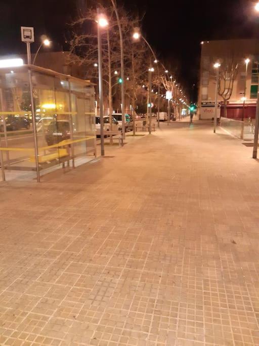 Gran Apartamento Cerca Del Aeropuerto El Prat de Llobregat Exterior photo